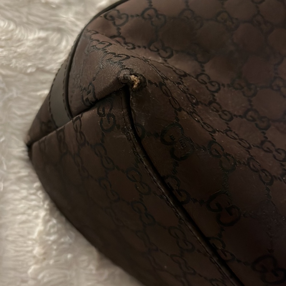 Authentic Gucci tote bag - Picture 14 of 17